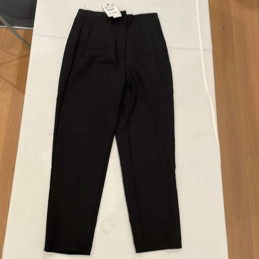 Zara dress pants black.  Brand new.  Tags attached